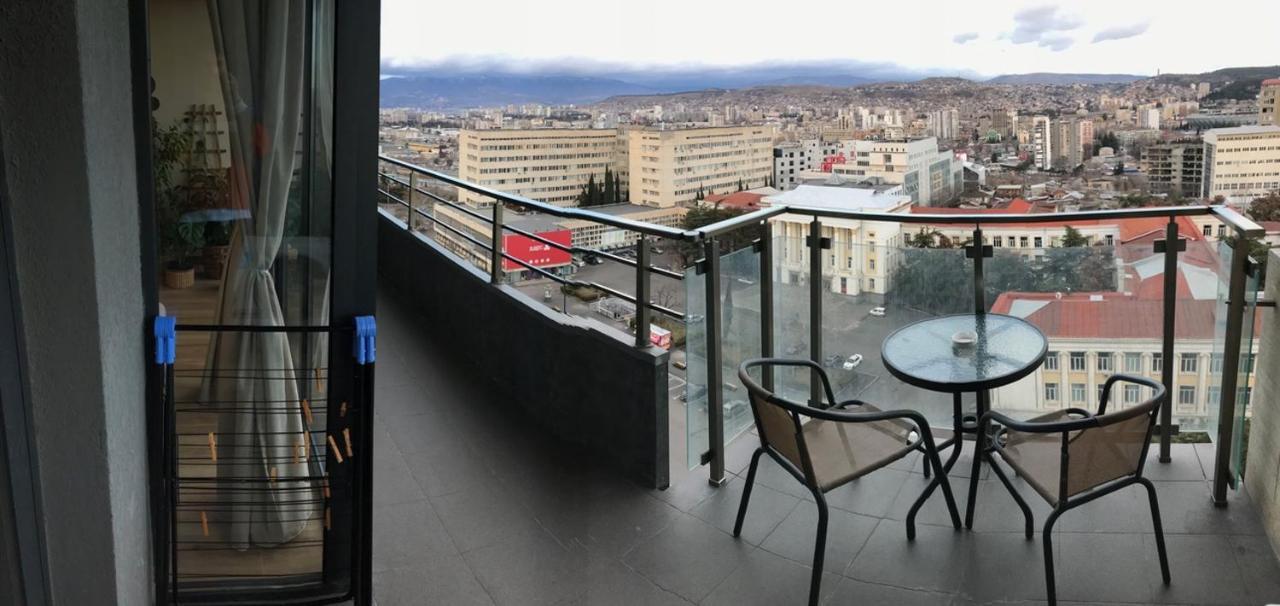 Ameri Plaza Green Apartments Tbilisi Buitenkant foto